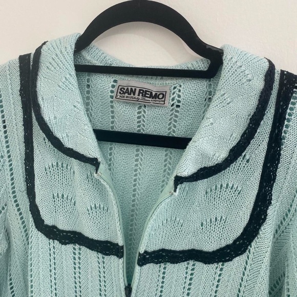 vintage teal cardigan knit sweater with zipper and black lined collar - Picture 3 of 4